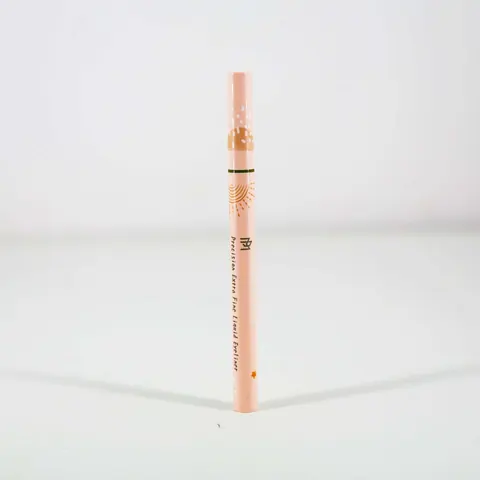 SD-Makeup-Eyeliner-035