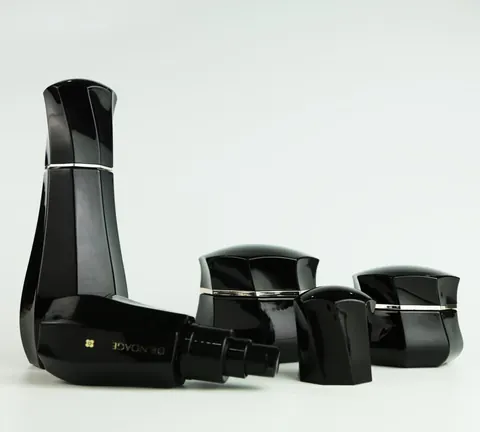 SD-S-018